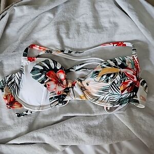 Roxy Tropical Floral Bikini Top: Size M